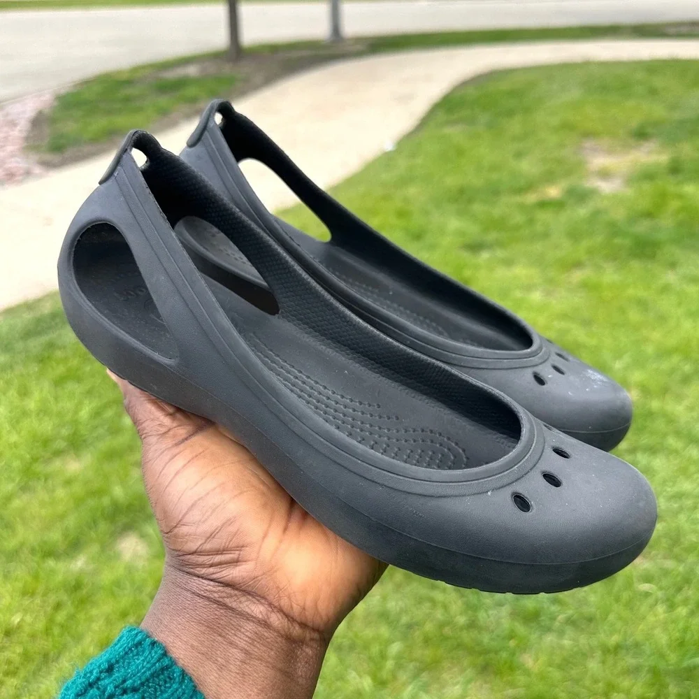 CROCS preowned fairly
